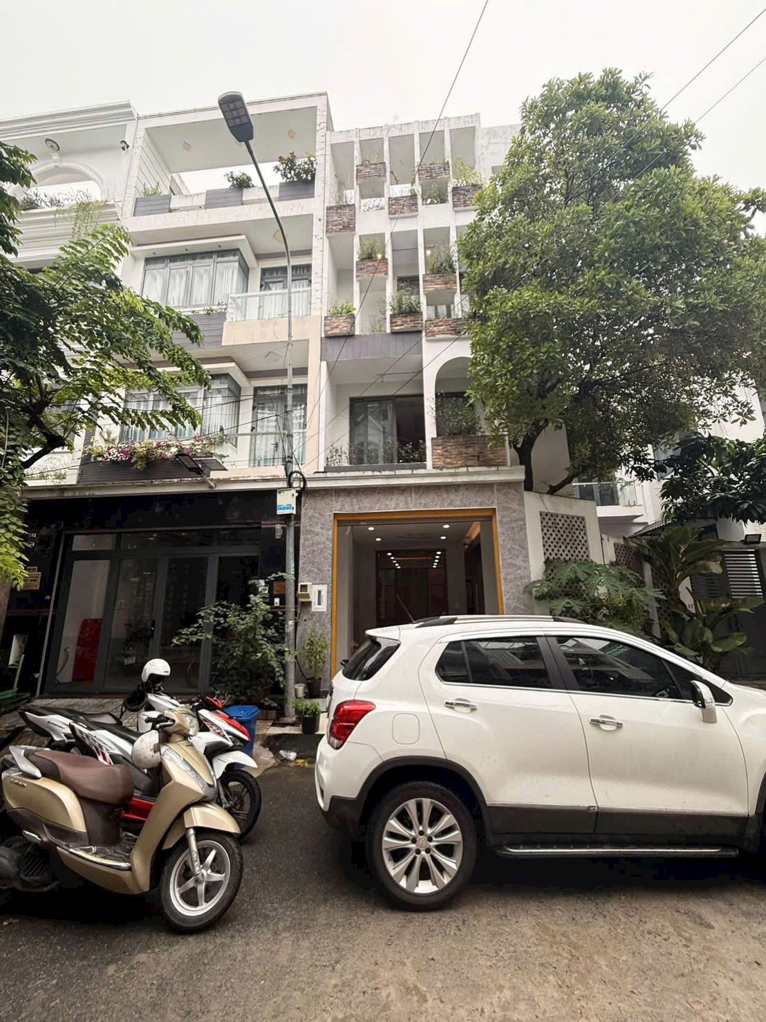Cho Thuê Nhà Phố KDC Anh Tuấn Green Riverside – Có Gara Ô Tô 7 Chỗ